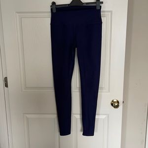 Navy Alo Yoga Leggings